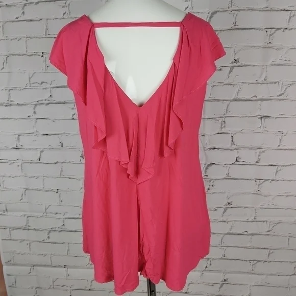 BCBGENERATION Ruffled Top‎ - Picture 2 of 9